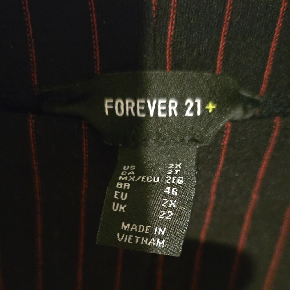 Forever 21 Black and Maroon Striped Pants - Picture 2 of 3